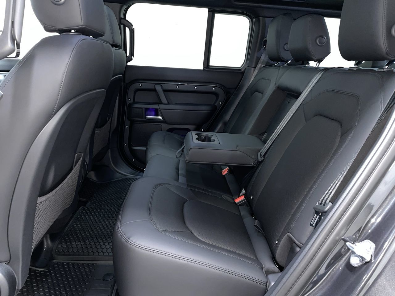 2026  Defender 110 Mild Hybrid