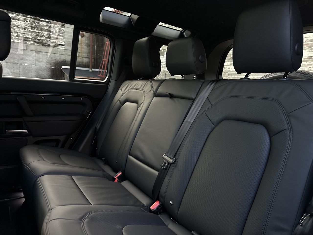 2026  Defender 110 Mild Hybrid