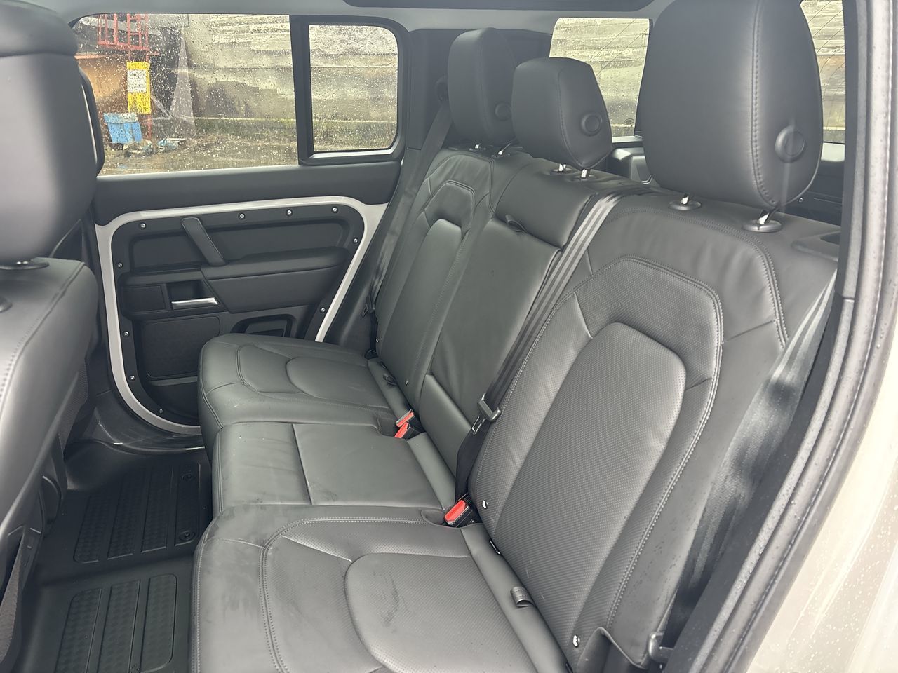 2026  Defender 110 Mild Hybrid