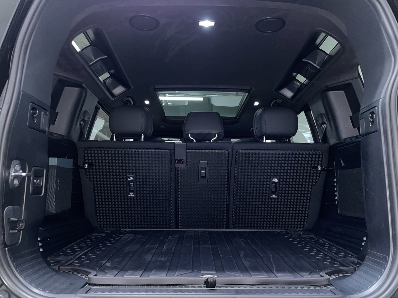 2026  Defender 110 Mild Hybrid