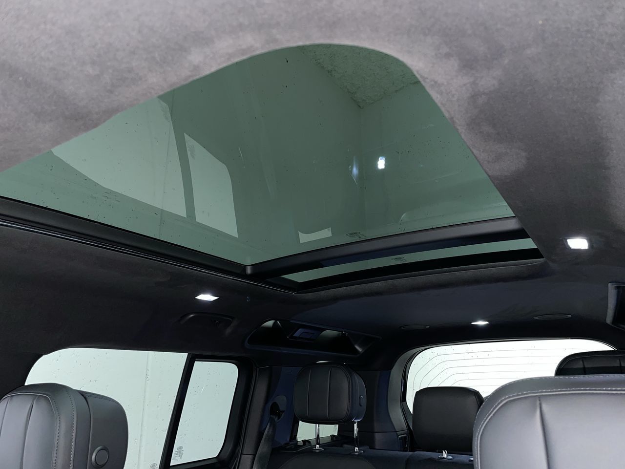 2026  Defender 110 Mild Hybrid