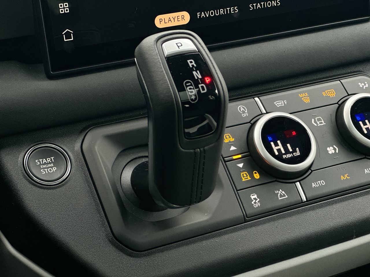 2025 Land Rover Defender 110 in Vancouver, British Columbia