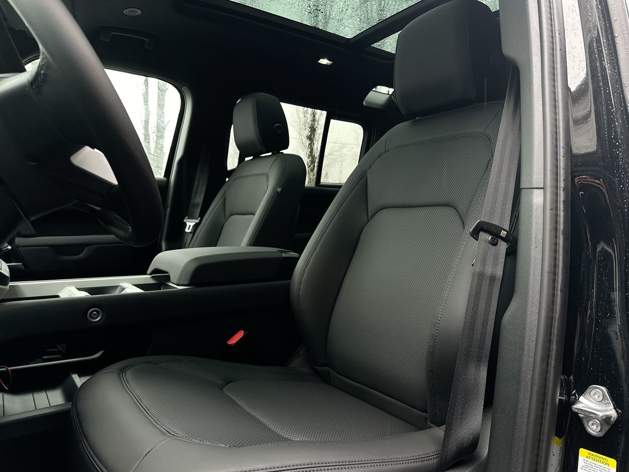 2025 Land Rover Defender 110 in Vancouver, British Columbia