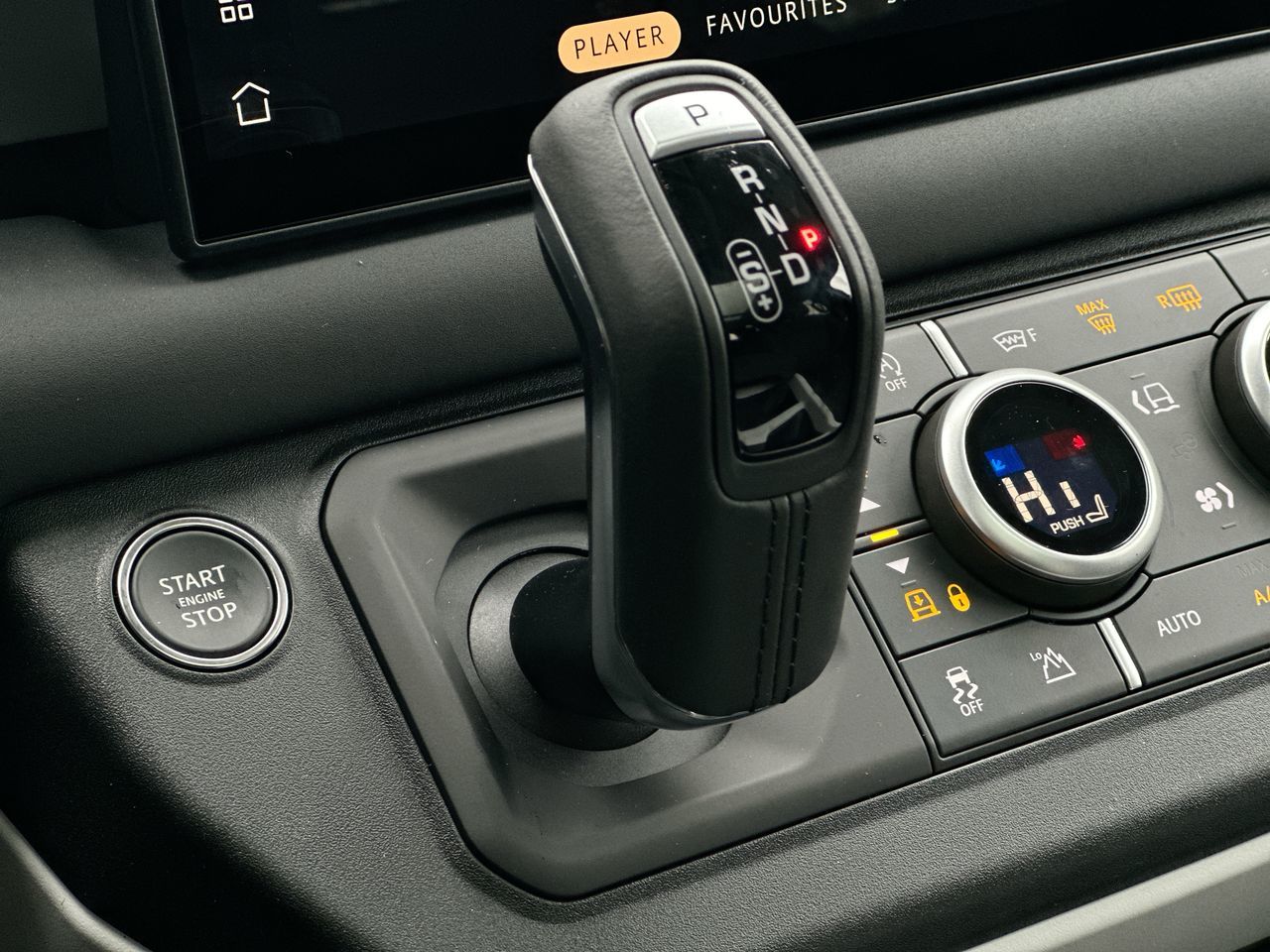 2025 Land Rover Defender 110 in Vancouver, British Columbia