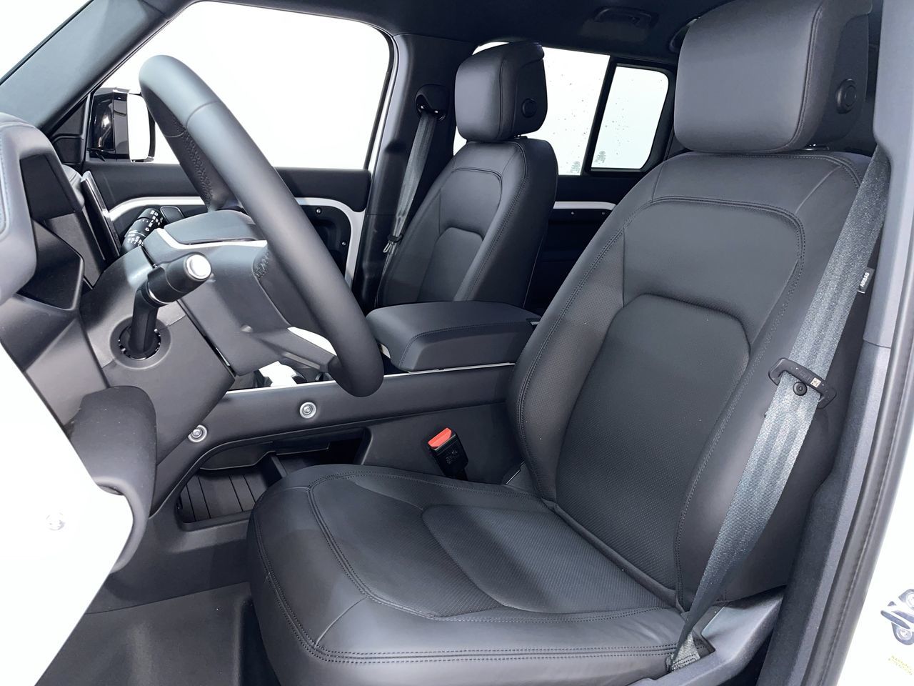 2025 Land Rover Defender 110 in Vancouver, British Columbia