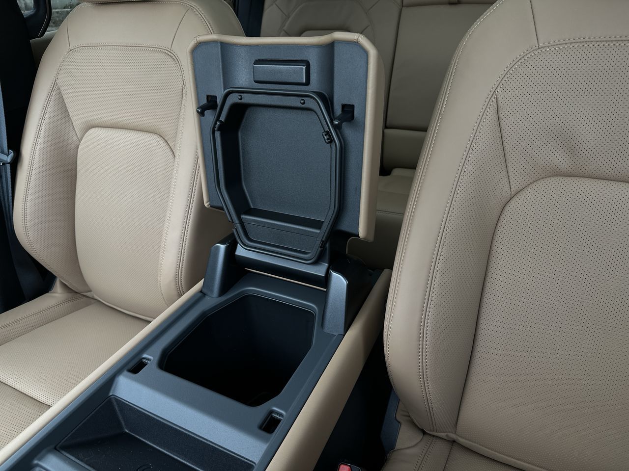 Land Rover Defender 110  2026 à , Colombie-Britannique