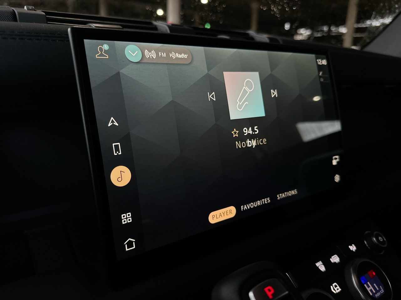 2025 Land Rover DEFENDER 90 Mild Hybrid in Vancouver, British Columbia
