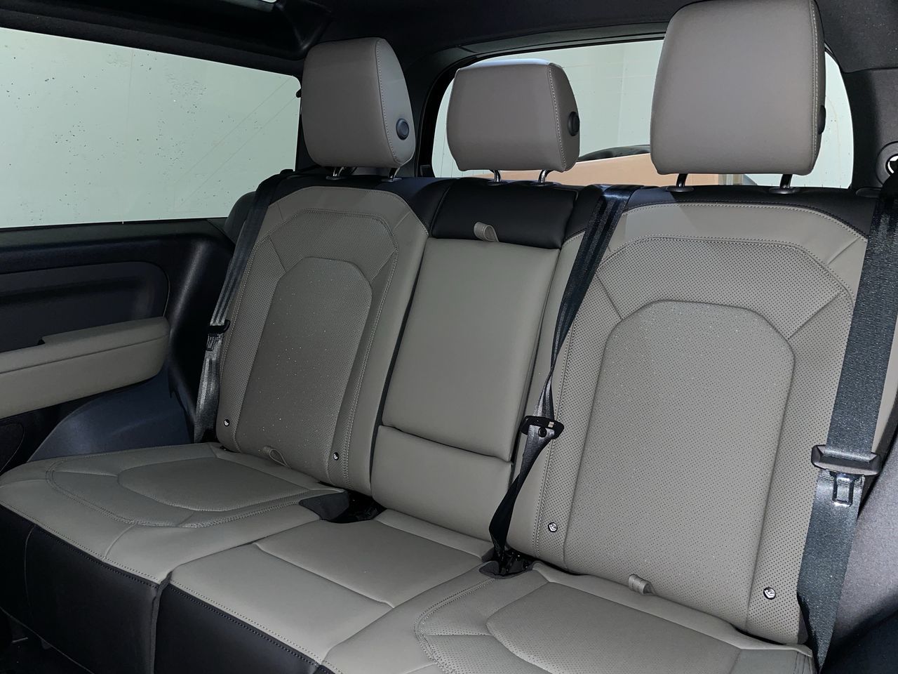 Land Rover Defender 90  2025 à , Colombie-Britannique