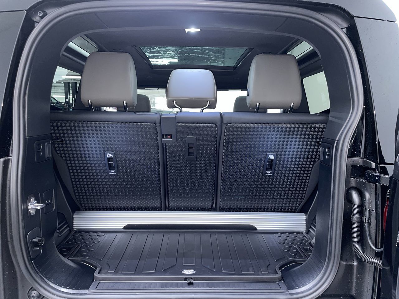 Land Rover Defender 90  2025 à , Colombie-Britannique