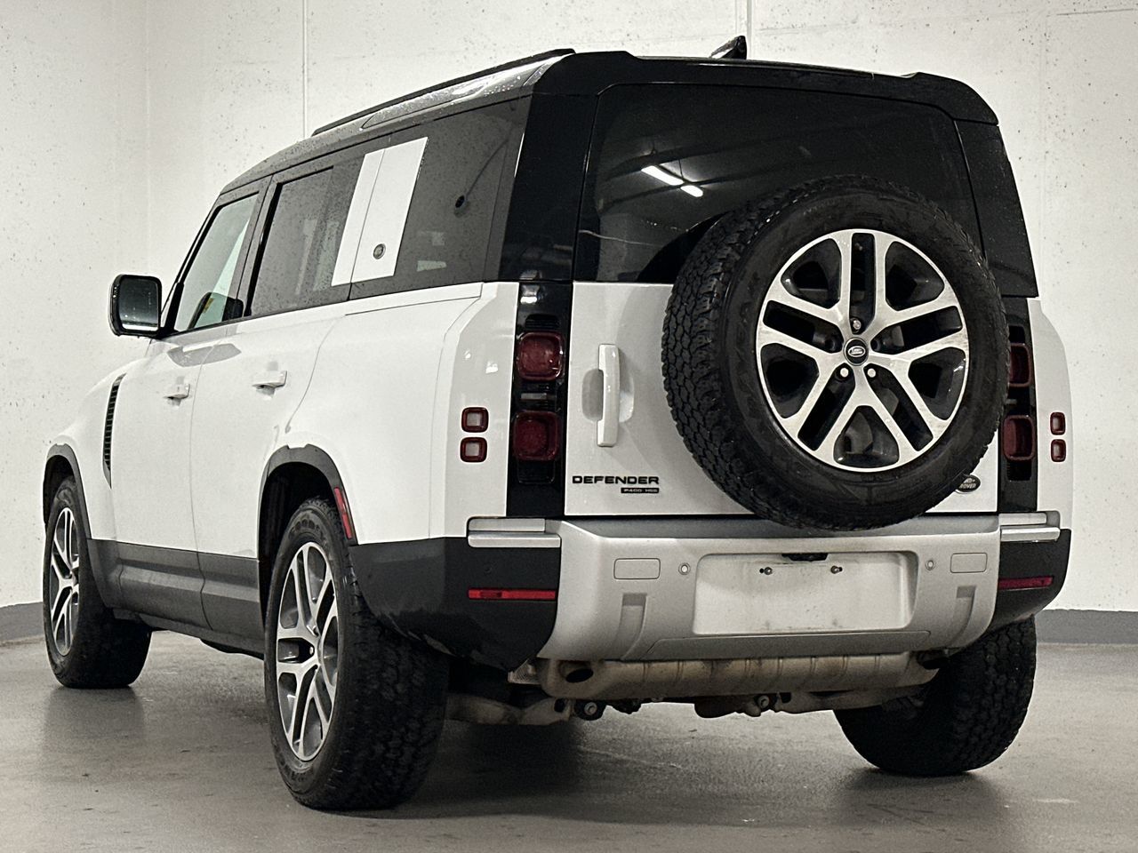 2020  Defender