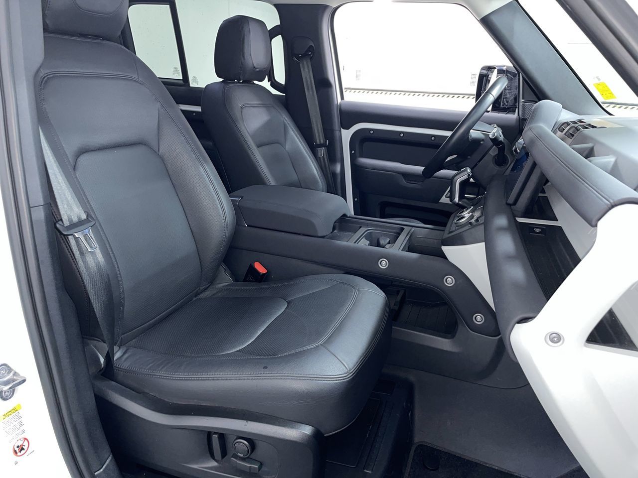 2023 Land Rover Defender in Vancouver, British Columbia