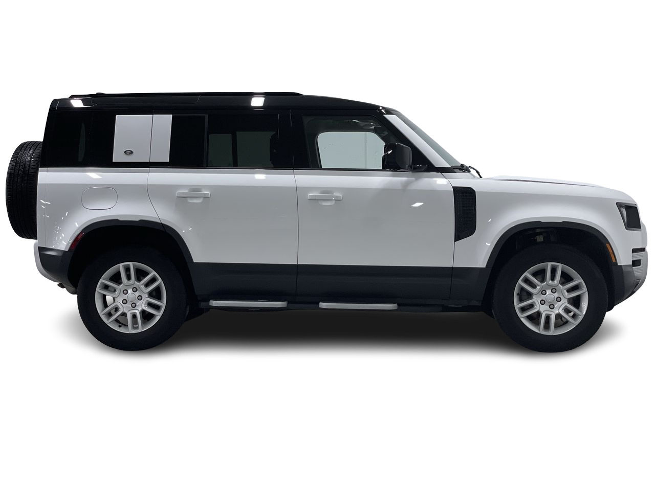 2023 Land Rover Defender in Vancouver, British Columbia