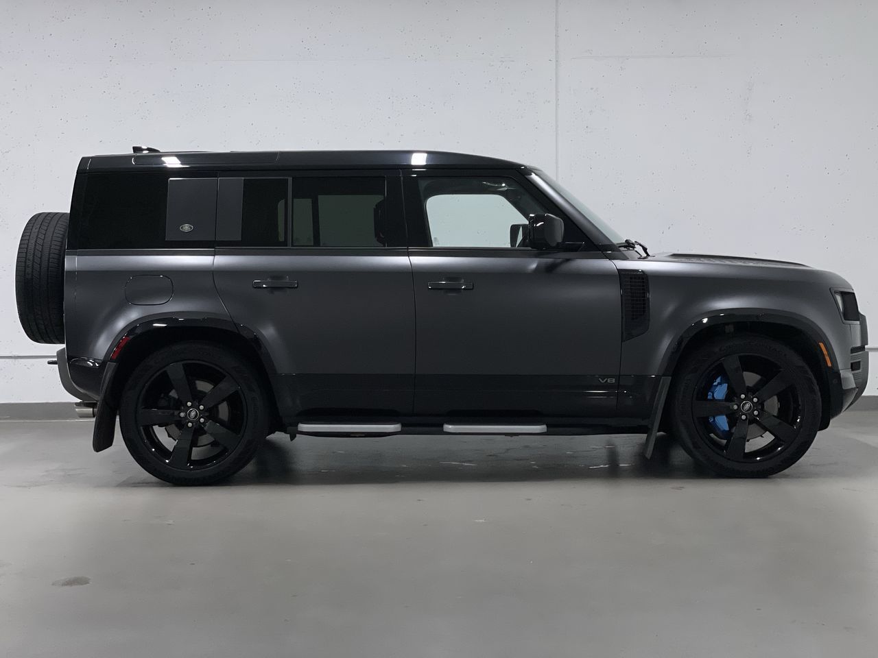 2023  Defender