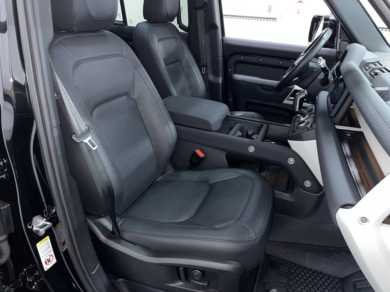 2023 Land Rover Defender