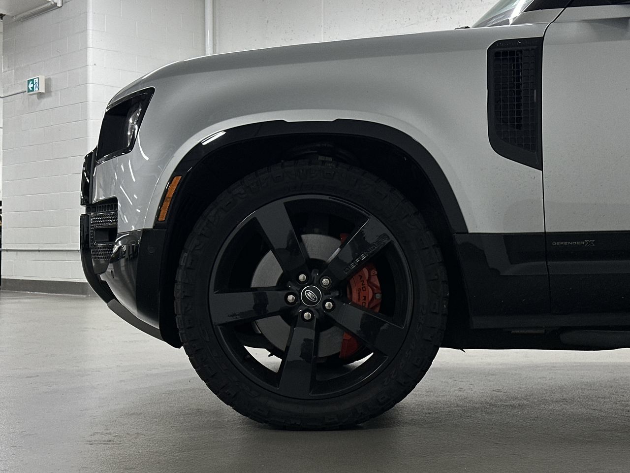 2023 Land Rover Defender