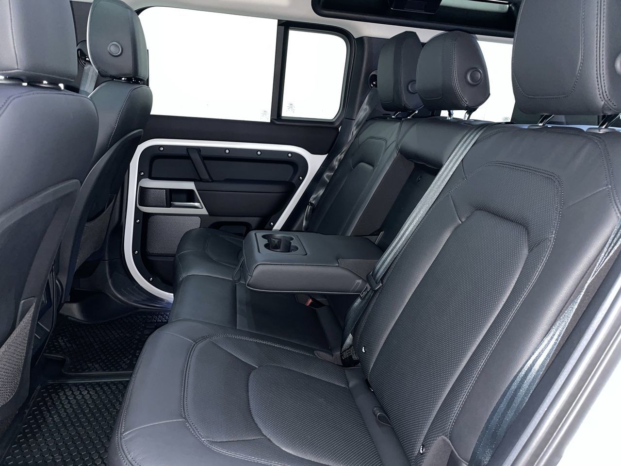 2024 Land Rover Defender in Vancouver, British Columbia
