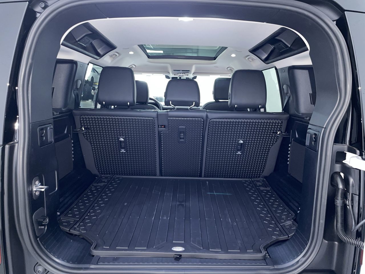 2024 Land Rover Defender in Vancouver, British Columbia
