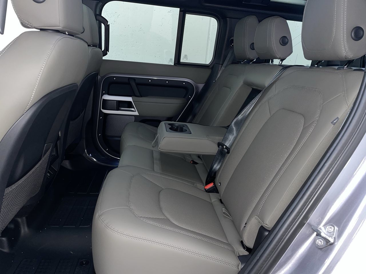 2024 Land Rover Defender in Vancouver, British Columbia