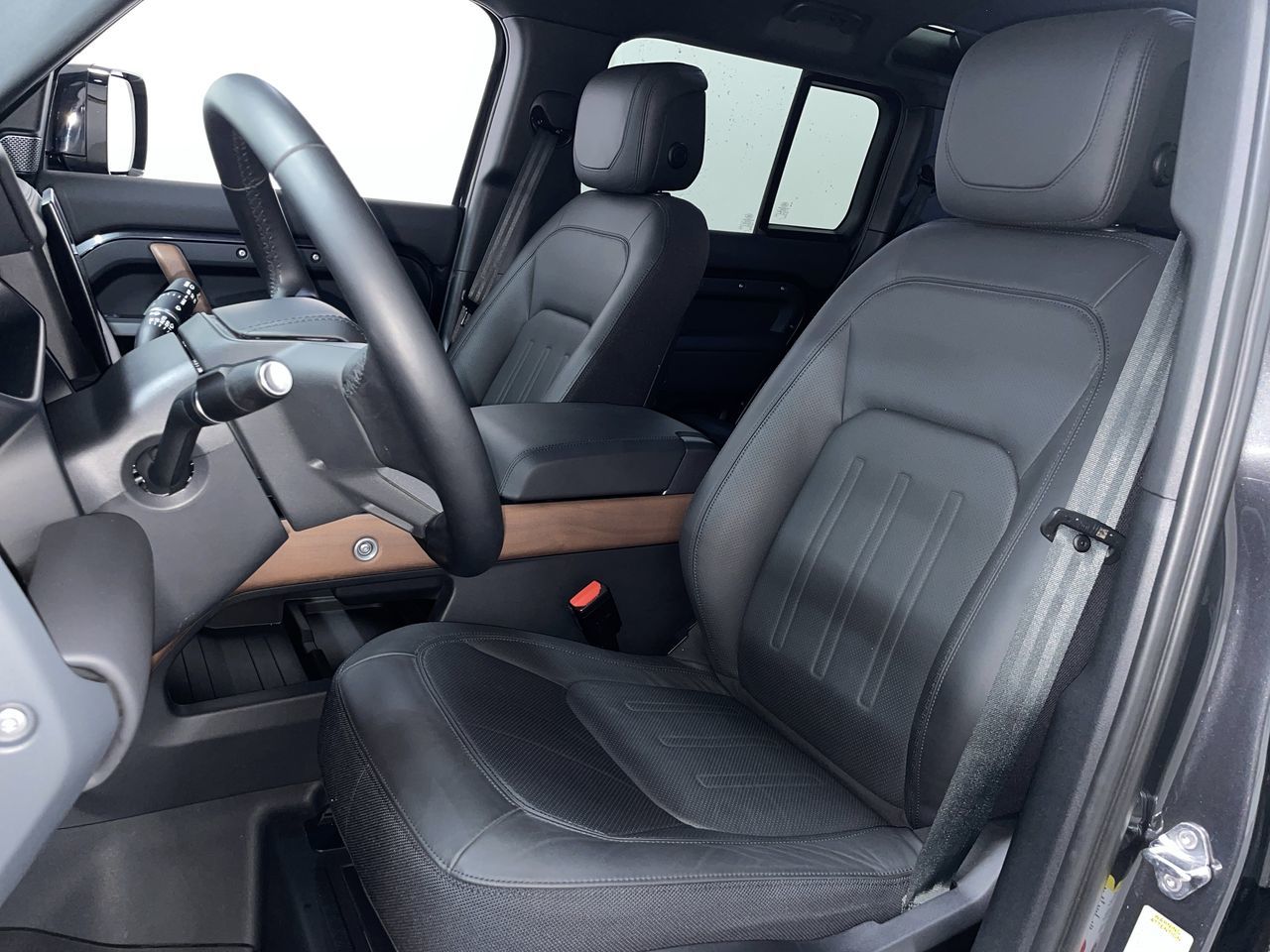 2024 Land Rover Defender in Vancouver, British Columbia