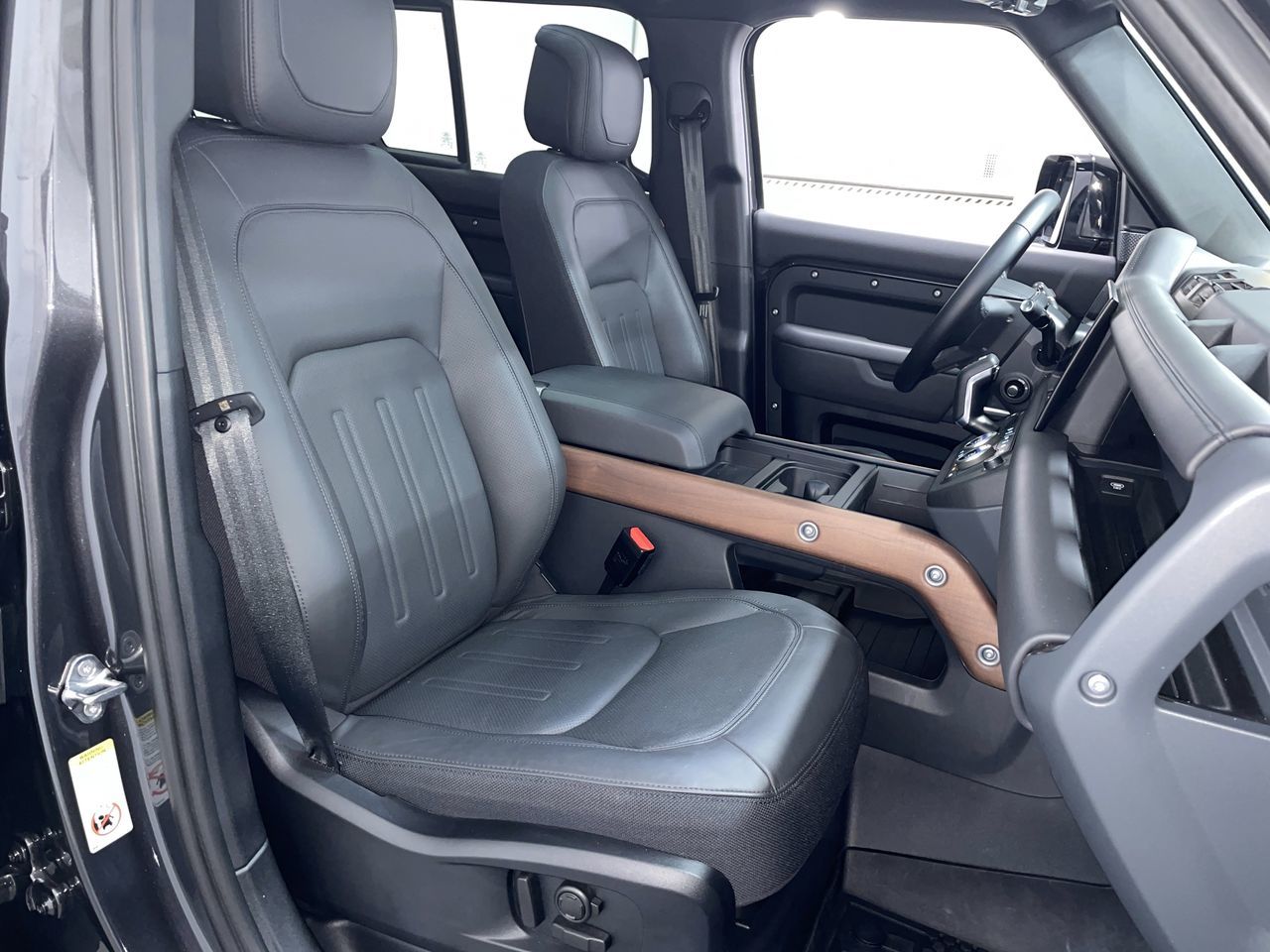 2024 Land Rover Defender in Vancouver, British Columbia