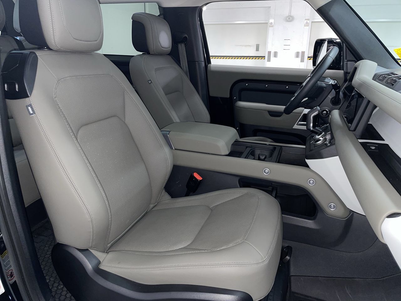 2024 Land Rover Defender in Vancouver, British Columbia