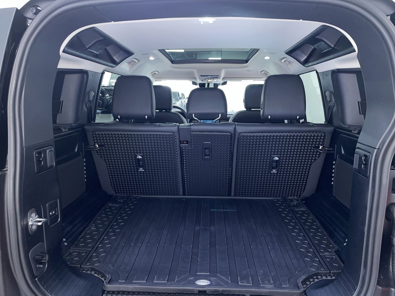 2024 Land Rover Defender