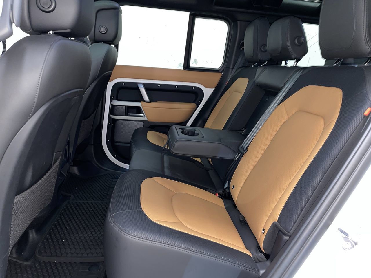 2024 Land Rover Defender in Vancouver, British Columbia