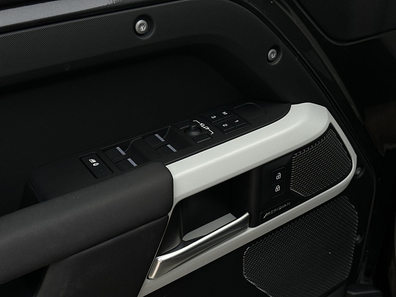 2024 Land Rover Defender