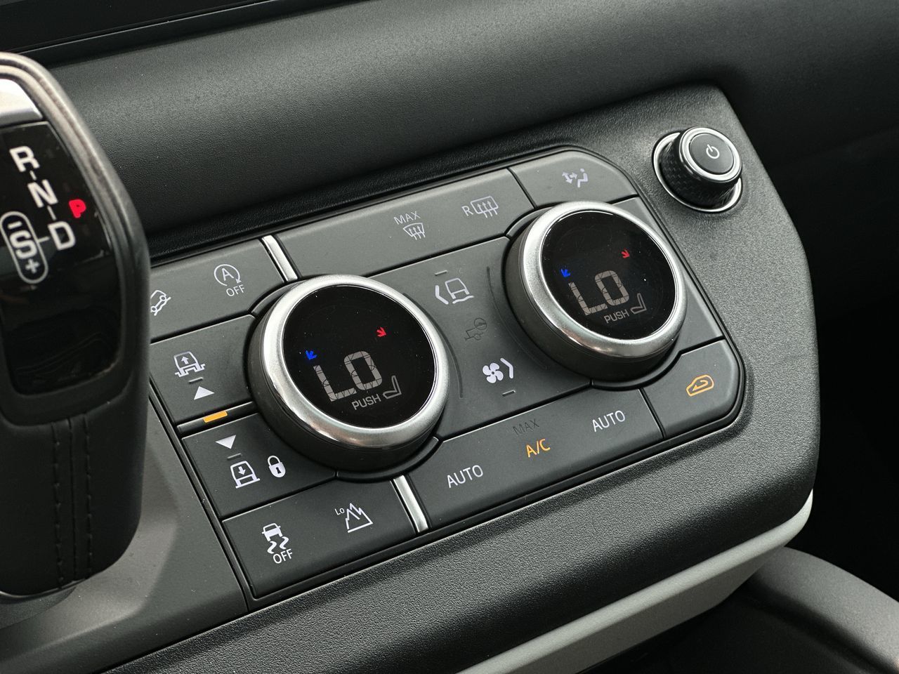 2024 Land Rover Defender
