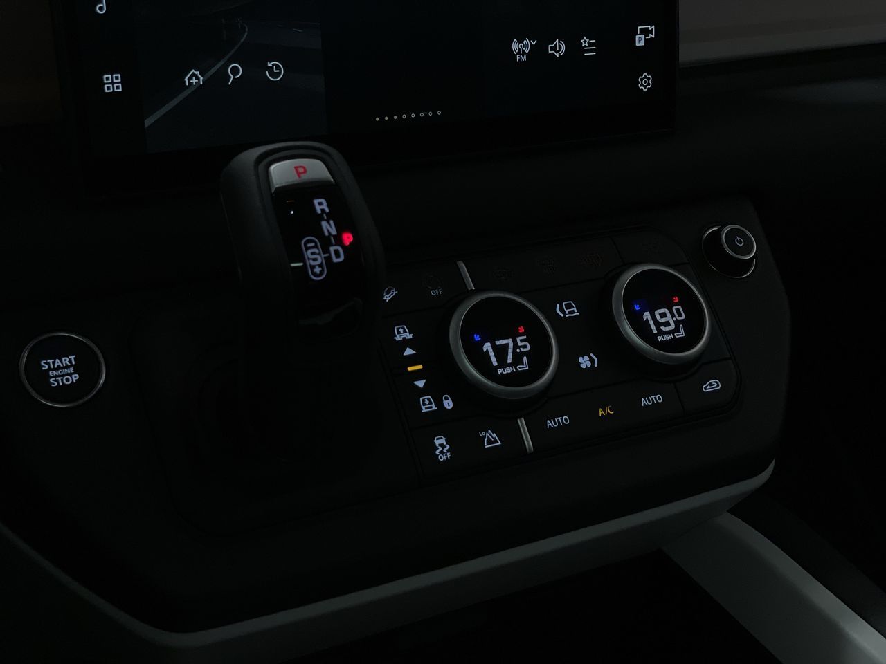 2025 Land Rover Defender in Vancouver, British Columbia