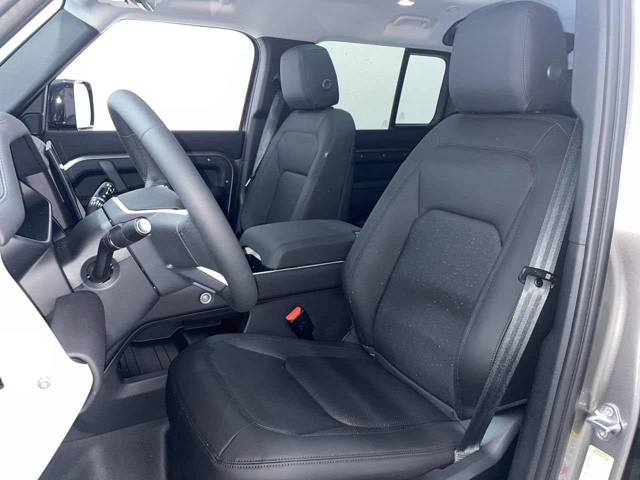 2025 Land Rover Defender in Vancouver, British Columbia