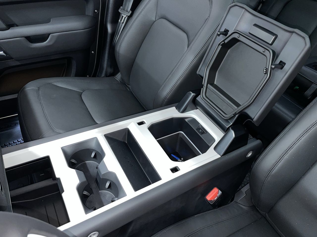 2025 Land Rover Defender in Vancouver, British Columbia