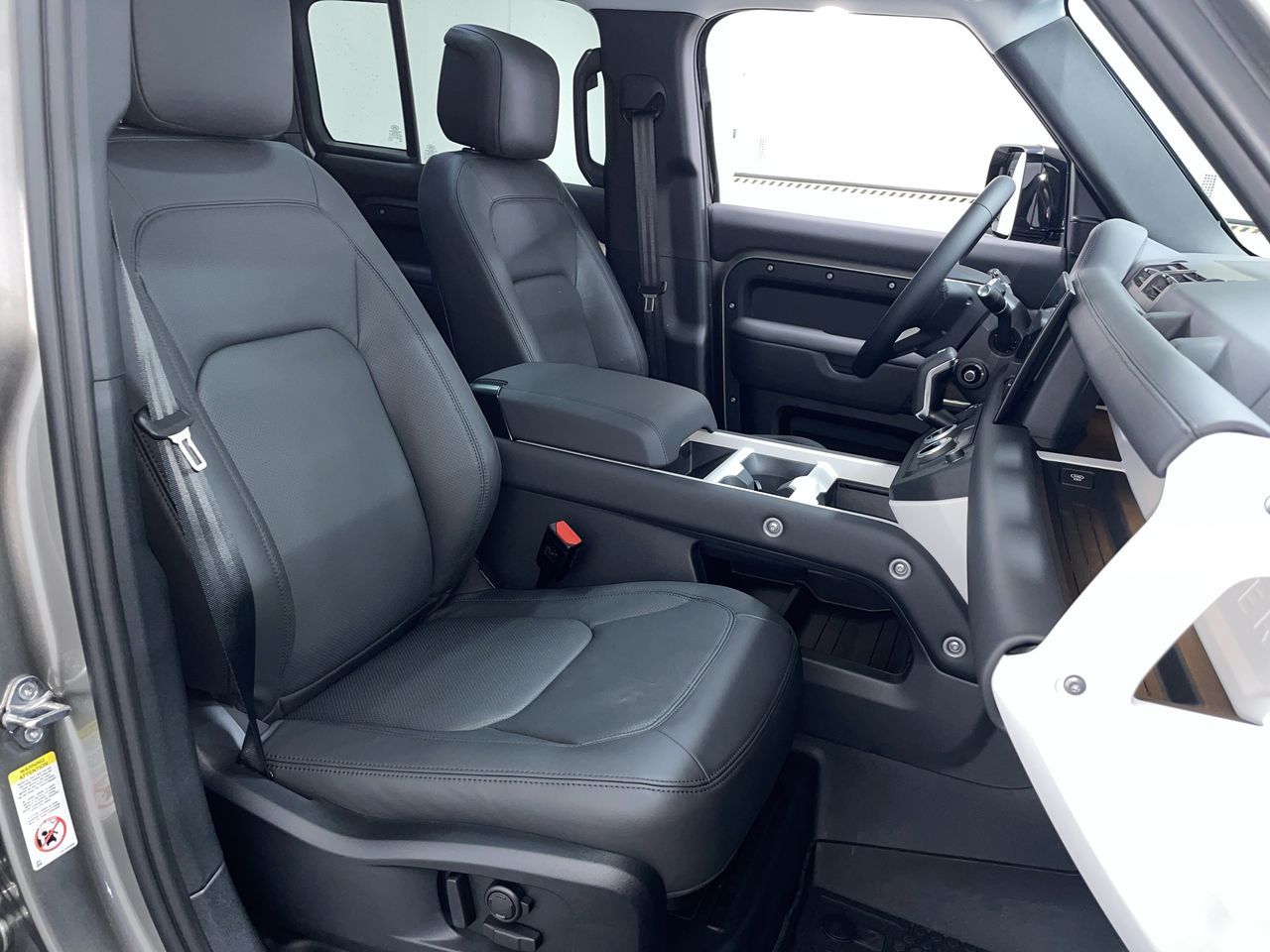 2025 Land Rover Defender in Vancouver, British Columbia