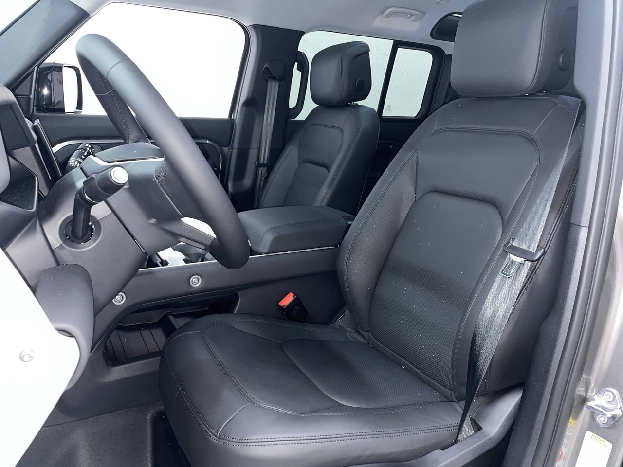 2025 Land Rover Defender in Vancouver, British Columbia
