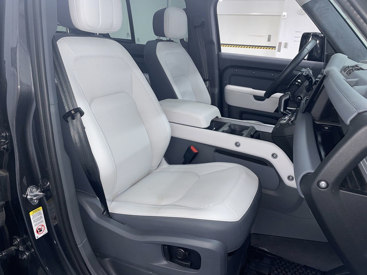 2025 Land Rover Defender in Vancouver, British Columbia