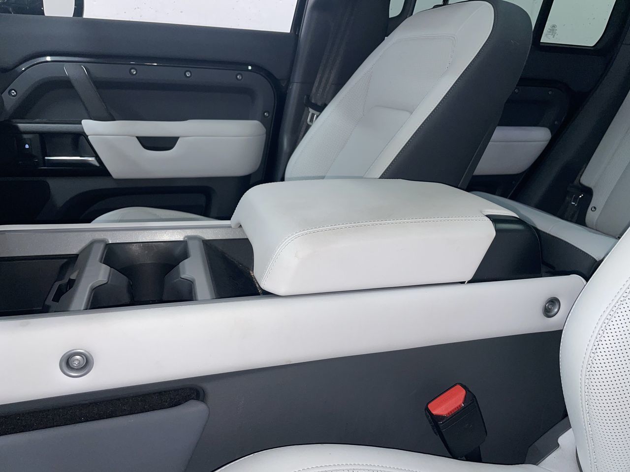 2025 Land Rover Defender in Vancouver, British Columbia