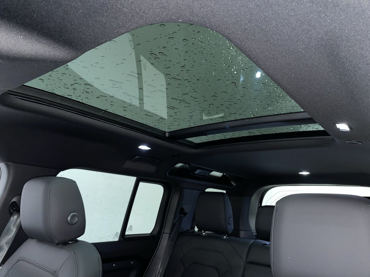 2025 Land Rover Defender