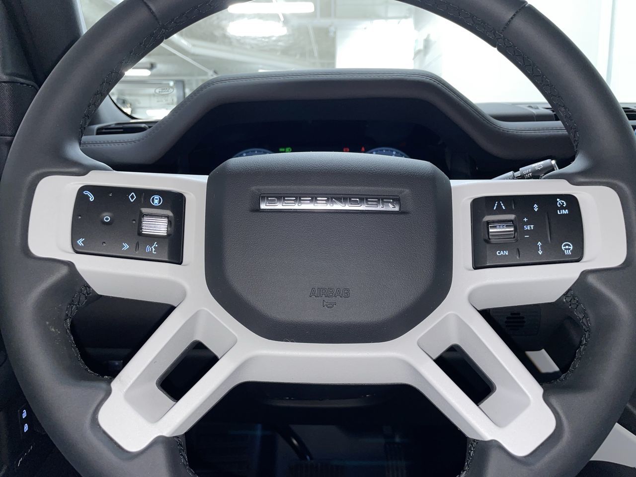 2025 Land Rover Defender