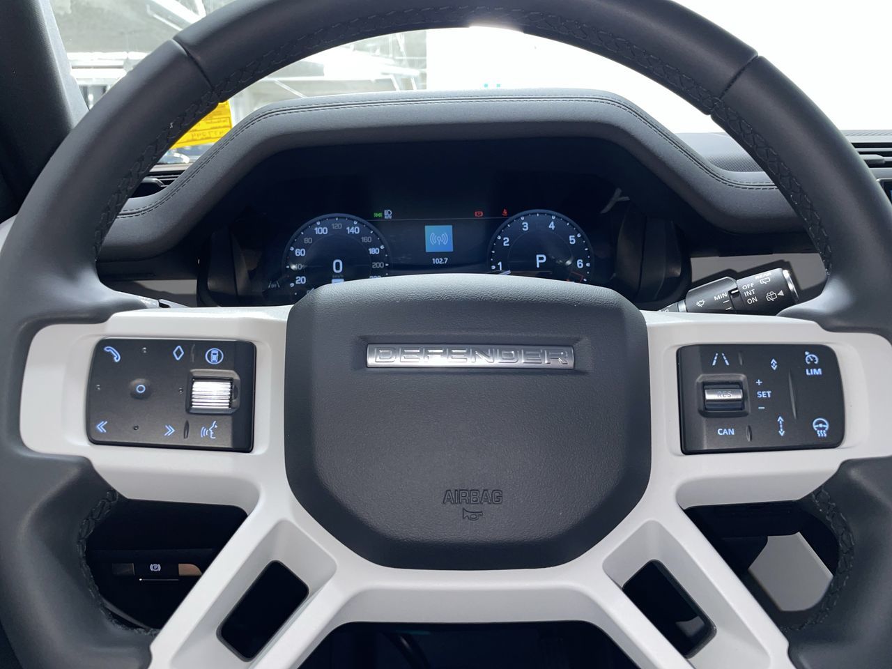 2025 Land Rover Defender