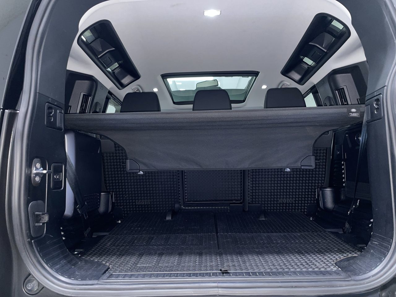 2025 Land Rover Defender