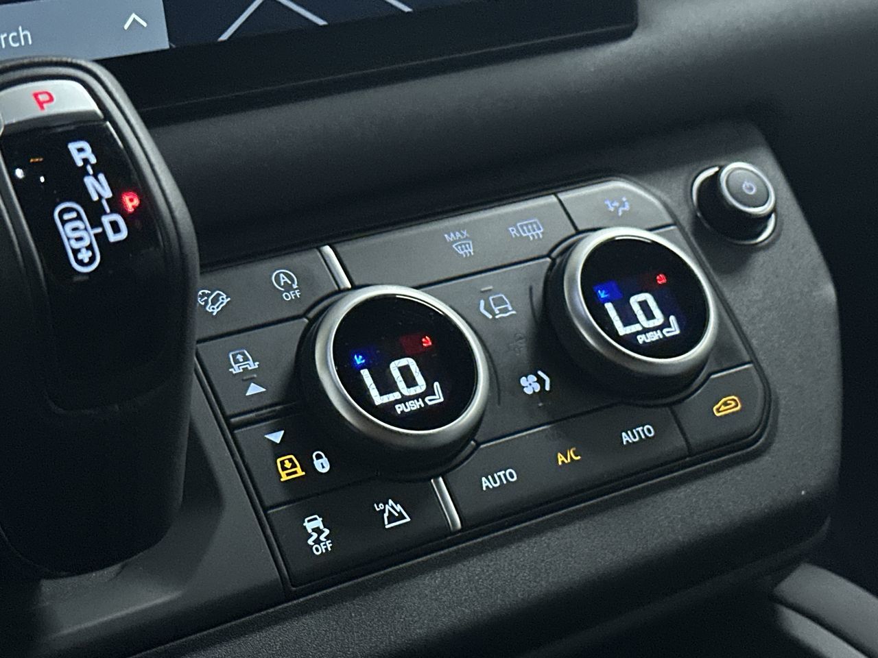 2025 Land Rover Defender