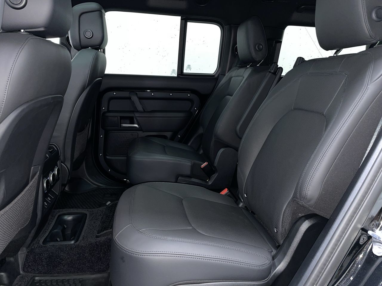 2025 Land Rover Defender in Vancouver, British Columbia