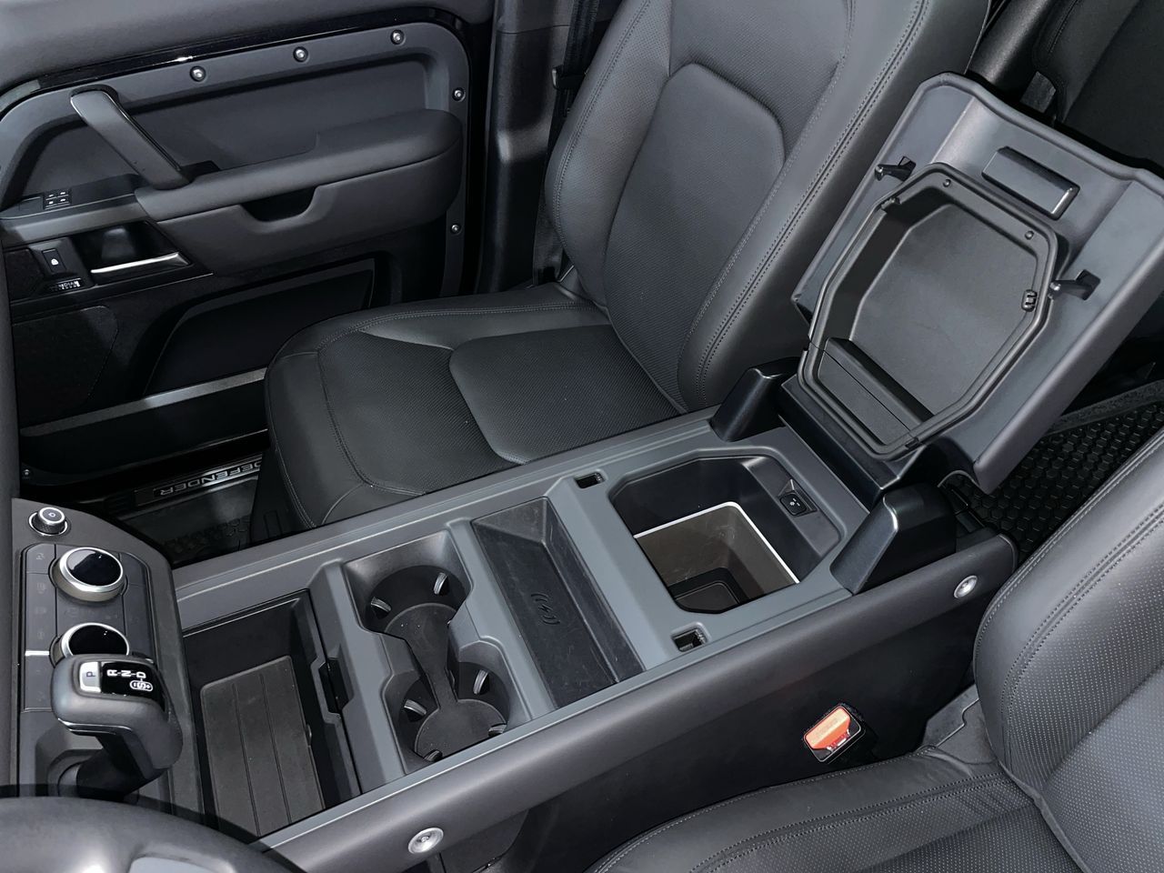 2025 Land Rover Defender in Vancouver, British Columbia