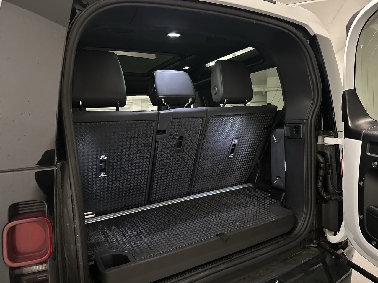 2025 Land Rover Defender
