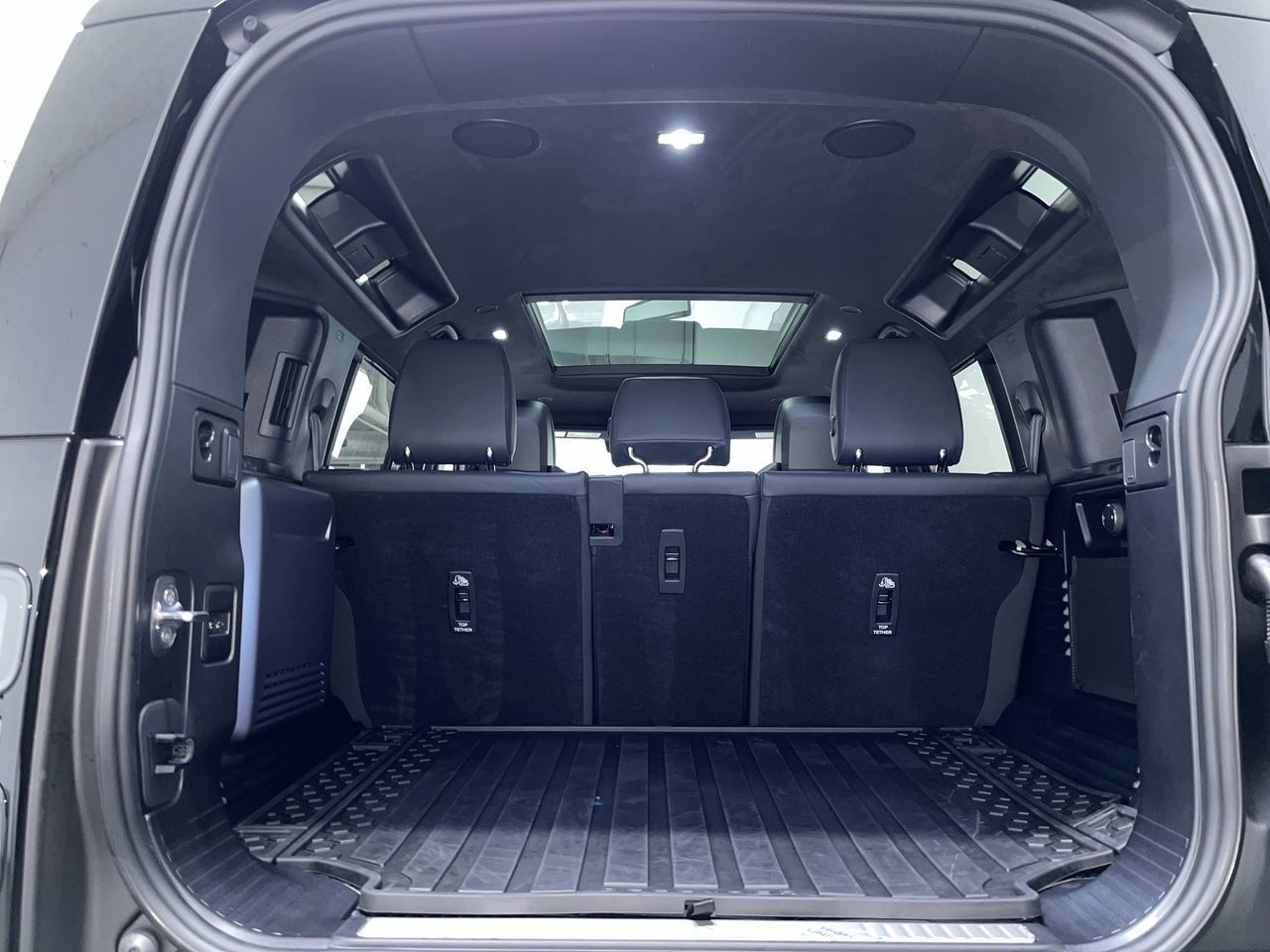 2026 Land Rover Defender