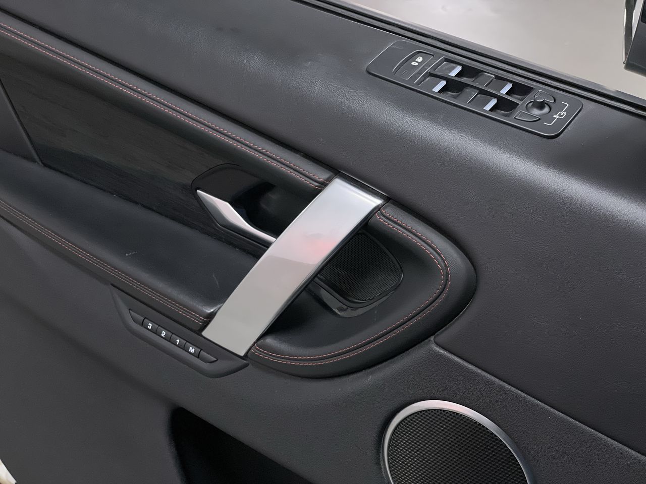 2020 Land Rover Discovery Sport