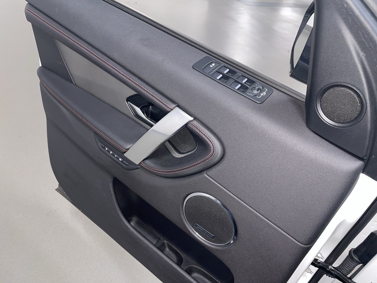 2022 Land Rover DISCOVERY SPORT in Vancouver, British Columbia