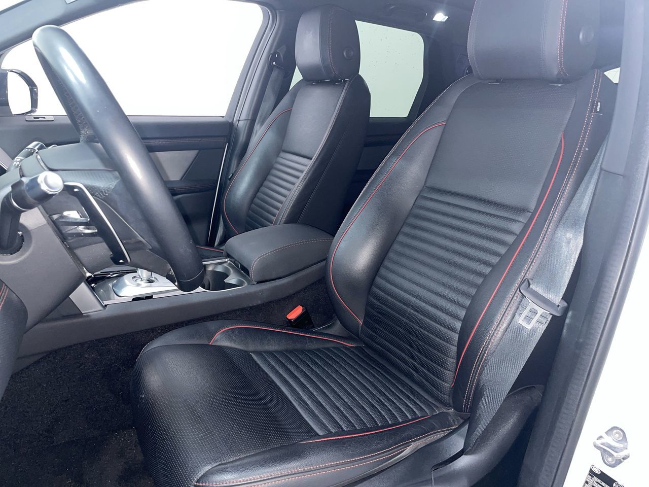 2022 Land Rover DISCOVERY SPORT in Vancouver, British Columbia
