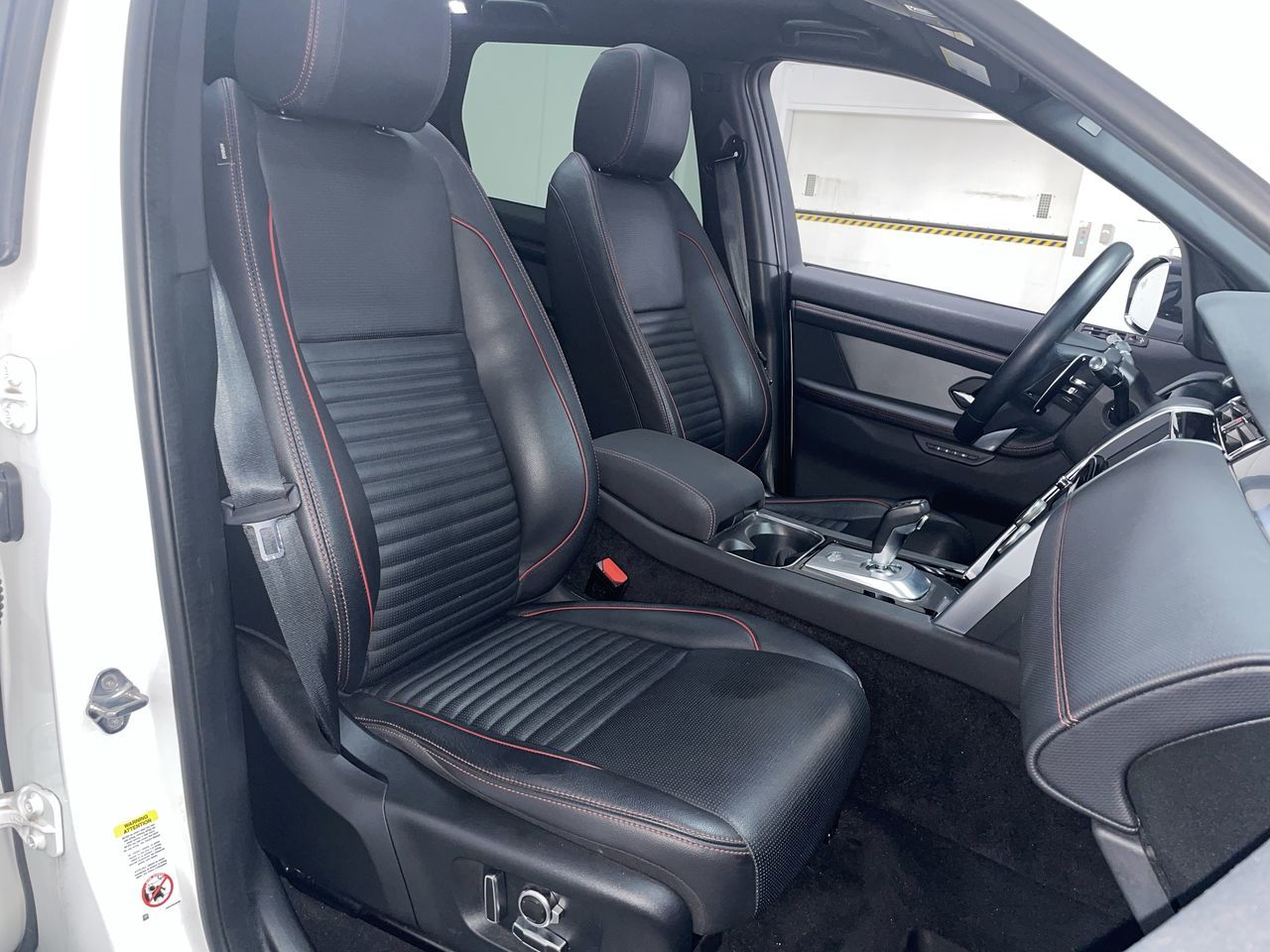 2022 Land Rover DISCOVERY SPORT in Vancouver, British Columbia