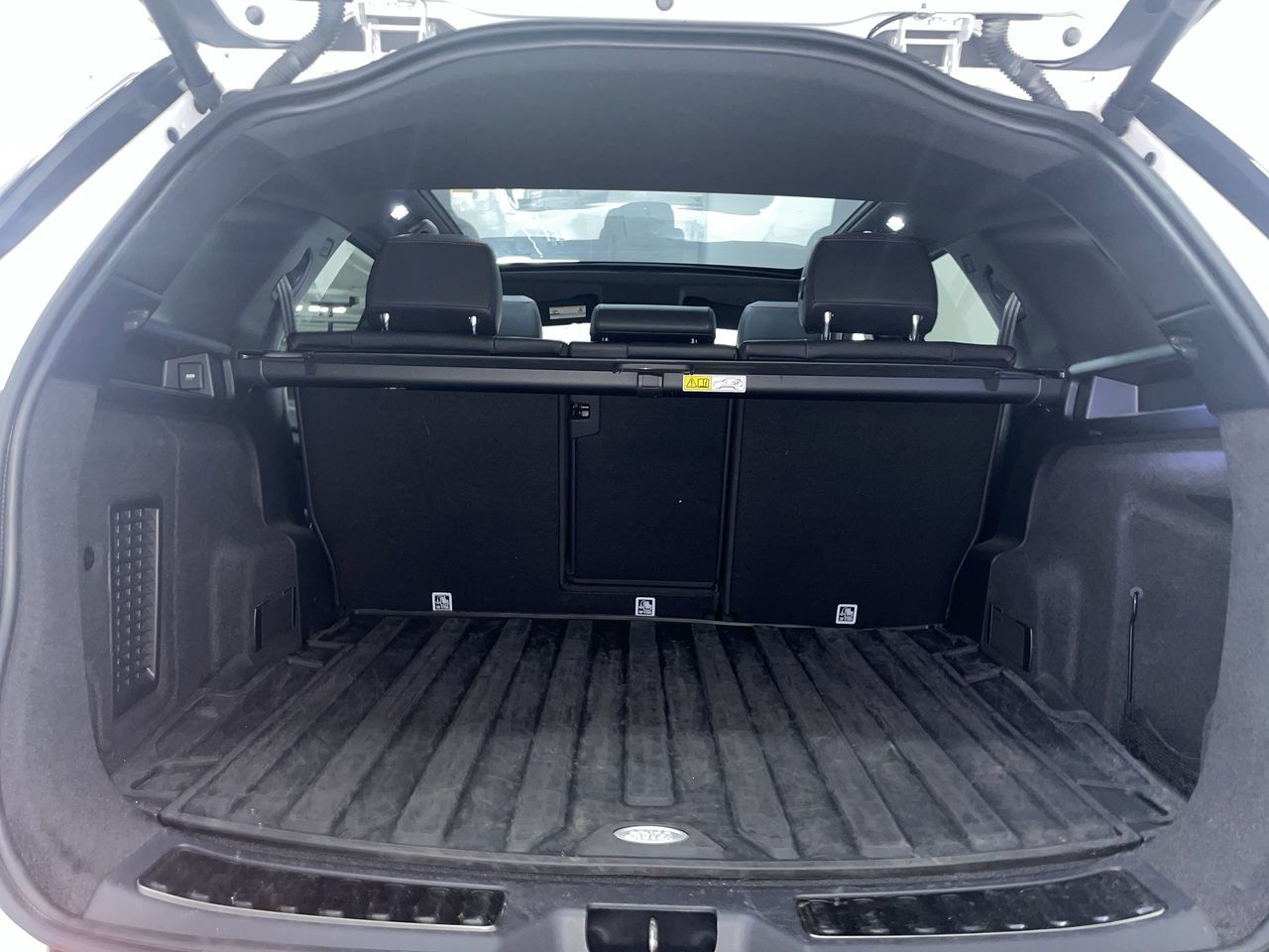 2022 Land Rover DISCOVERY SPORT in Vancouver, British Columbia